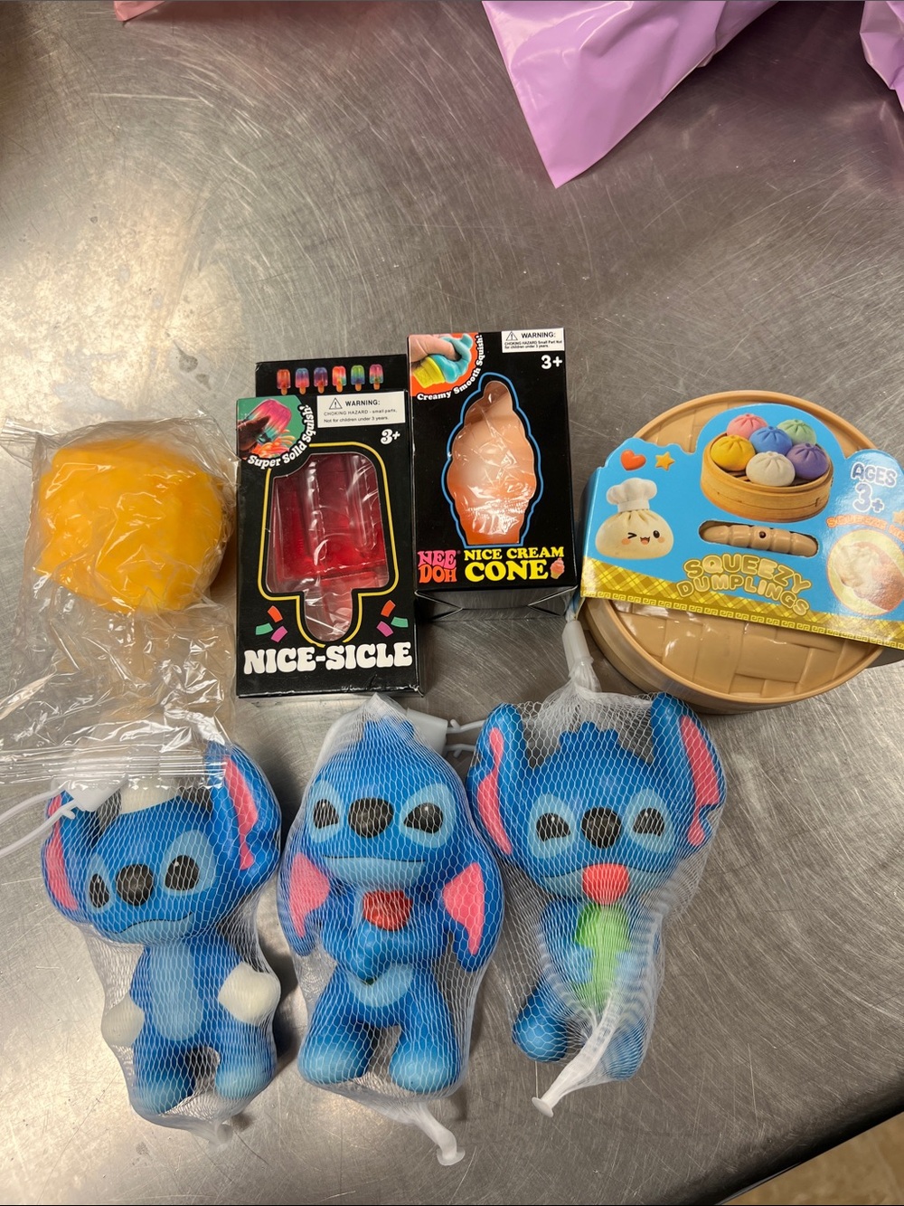 Random Fidget/Squishy toys bundle #7